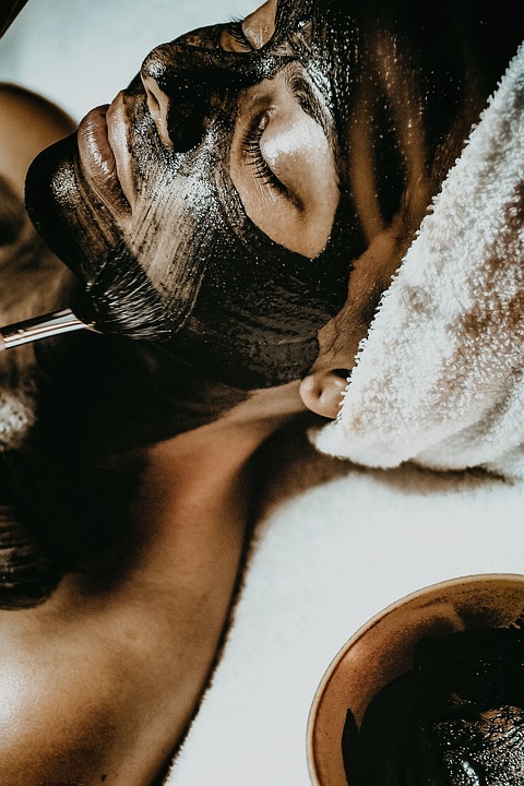 The difference between vegan skincare and organic skincare